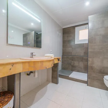 Homeholidaysrentals Anais - Costa Barcelona Apartment Pineda de Mar