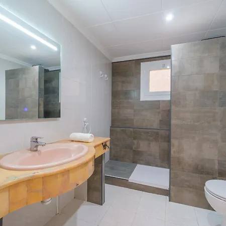 Homeholidaysrentals Anais - Costa Barcelona Pineda de Mar